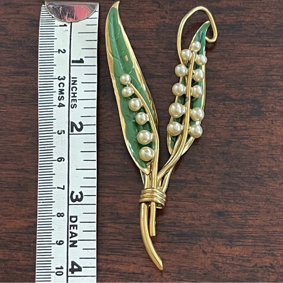 1950s Lily of the valley pin brooch - Picture 6 of 6